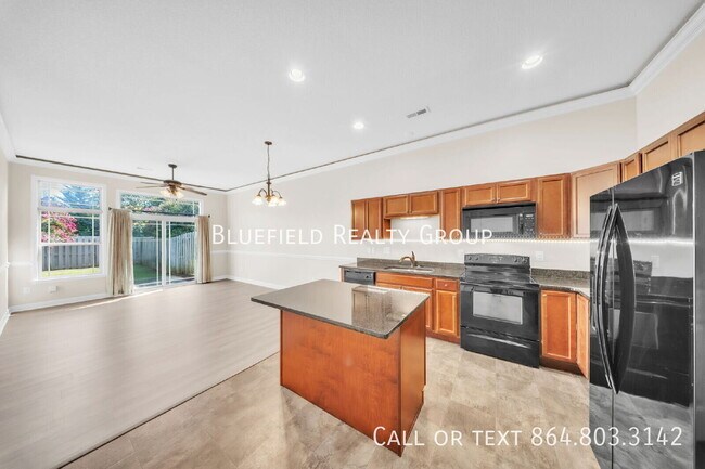 Building Photo - 562 Wesberry Cir