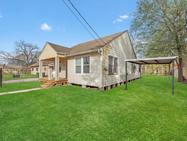 Building Photo - 1211 Bigelow St