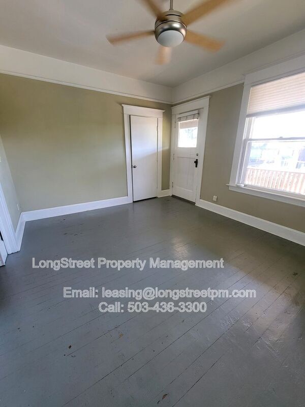 Building Photo - 3816 N Borthwick Ave