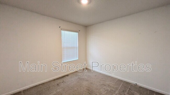 Building Photo - 10557 Queens Gate Cir
