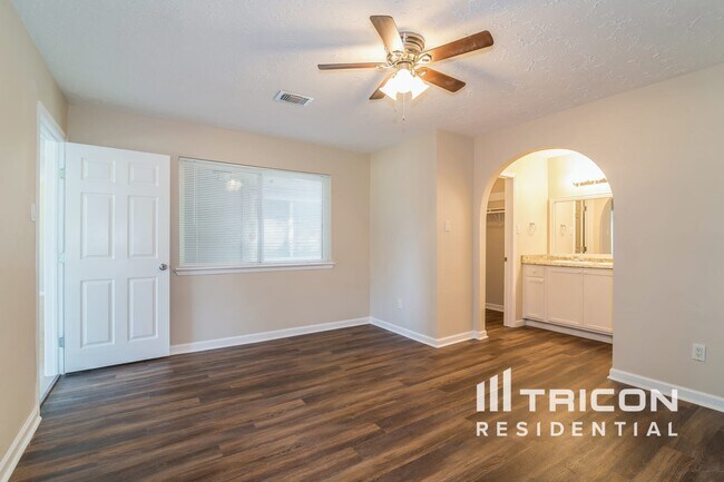 Building Photo - 24006 Tayloe House Ln