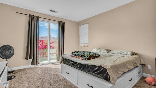 Building Photo - 37523 Durwent Dr