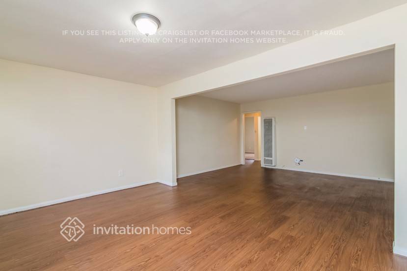 Building Photo - 17002 E Bellbrook St