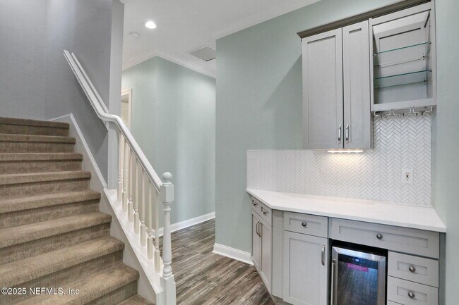 Building Photo - 476 Blagdon Ct