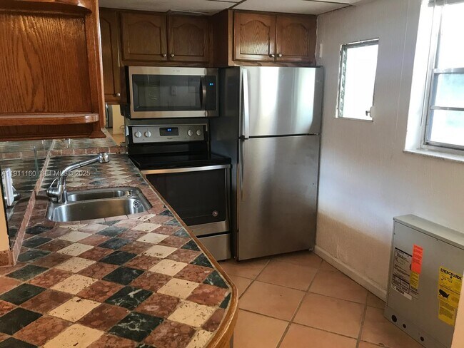 Building Photo - 2825 NE 201st Terrace