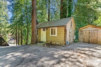 Building Photo - Cozy Cabin Retreat in Scotts Valley – Idea...