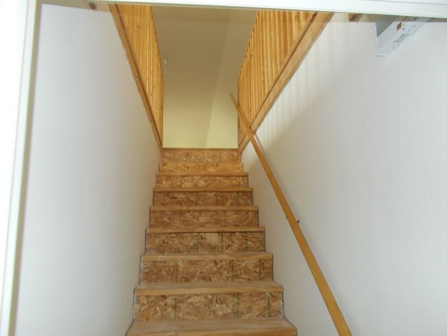 Building Photo - Large, Beautiful Home North of Richmond
