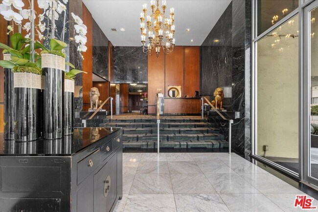 Building Photo - 10701 Wilshire Blvd