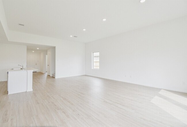 Building Photo - 21811 Carpineti Ln