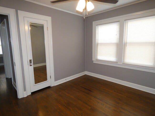 Building Photo - 814 E 23rd Ave