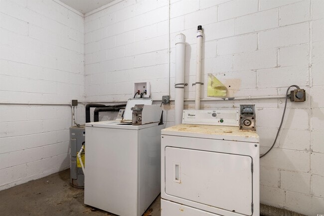 Building Photo - 1500 Cenith Dr