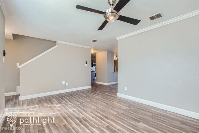 Building Photo - 4 br, 2.5 bath House - 1314 Windward Lane ...