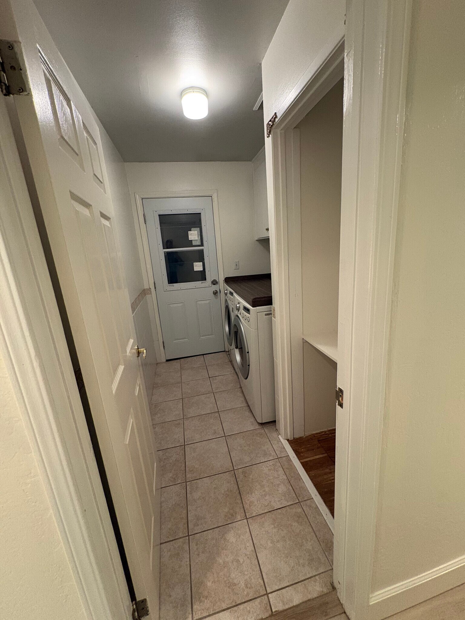 Building Photo - 4192 Denker Dr