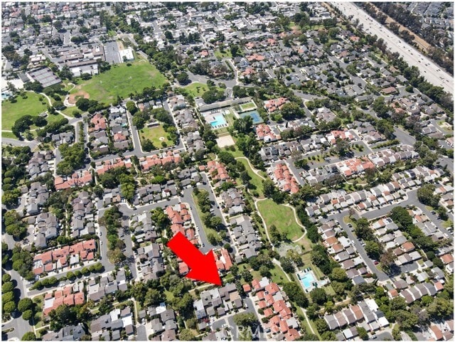 Building Photo - 55 Oak Tree Ln