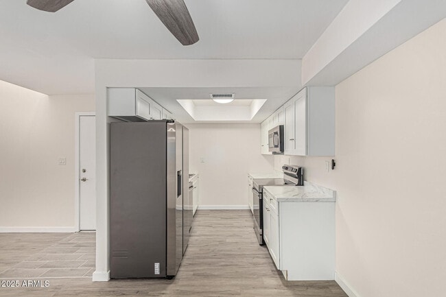 Building Photo - 6480 N 82nd St