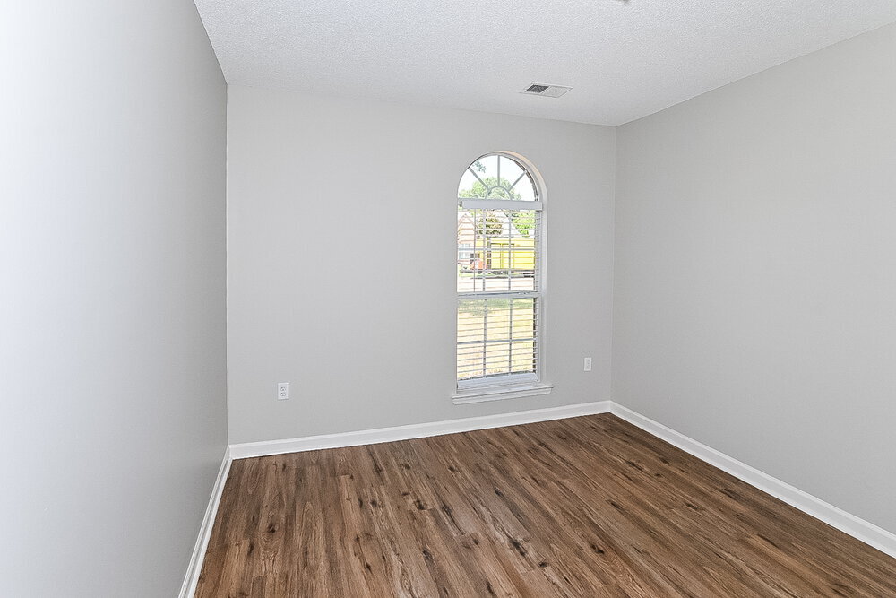 Building Photo - 6620 Tealwood Dr