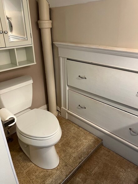 Bathroom - 2223 N 2nd St