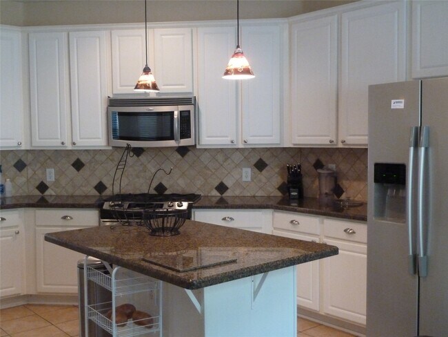 Building Photo - 22554 Bristolwood Ct