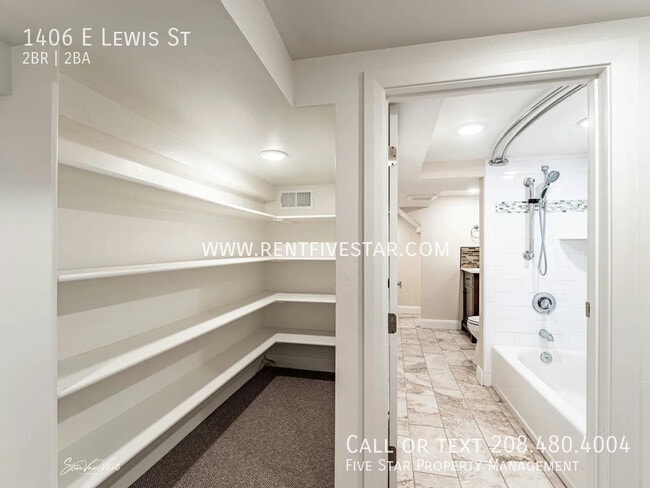Building Photo - 1406 E Lewis St