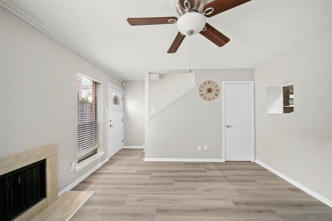 Building Photo - 1601 S Shepherd Dr