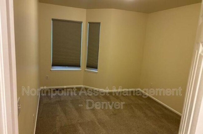 Building Photo - 3 BR/3BA | Newly Renovated Single Family Home |  Back Deck | In Highlands Ranch!