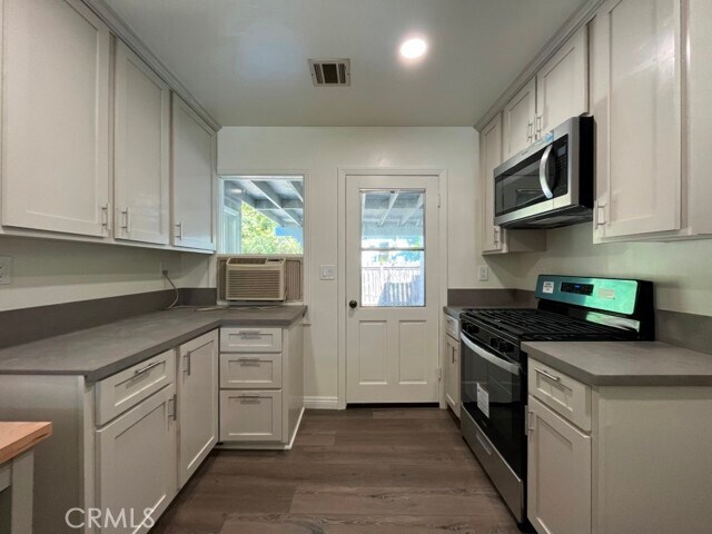 Building Photo - 14659 Killion St