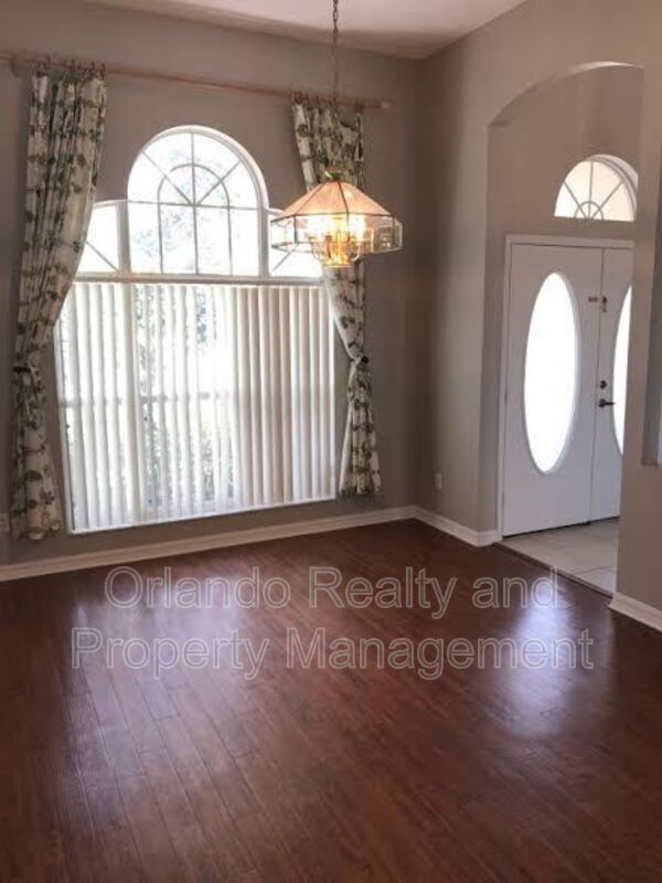 Building Photo - 13744 Crystal River Dr