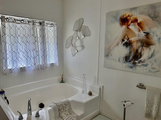 Building Photo - 38890 Desert Greens Dr W