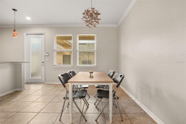 Building Photo - 561 Telfair Square Ct