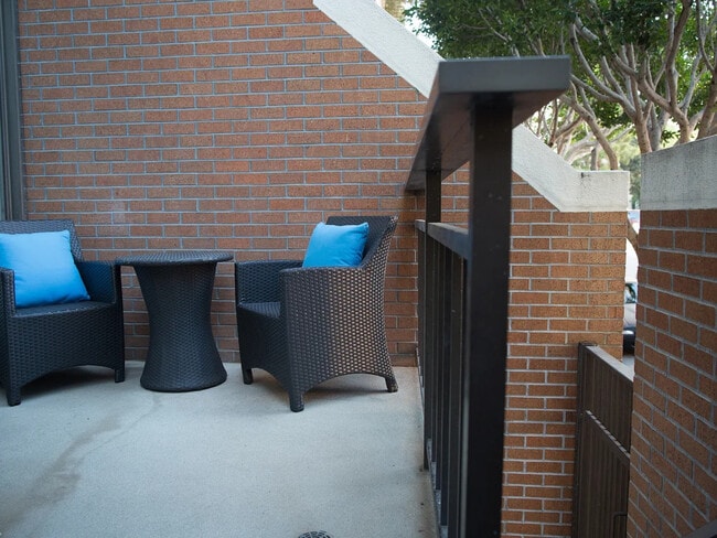 Building Photo - 101 Lombard St