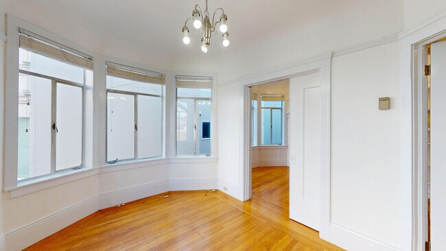 Building Photo - 1046 Mason St