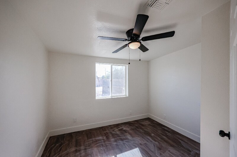 Building Photo - 4446 S 36th Ave