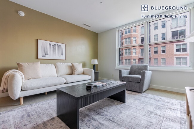 Building Photo - 425 8th St NW