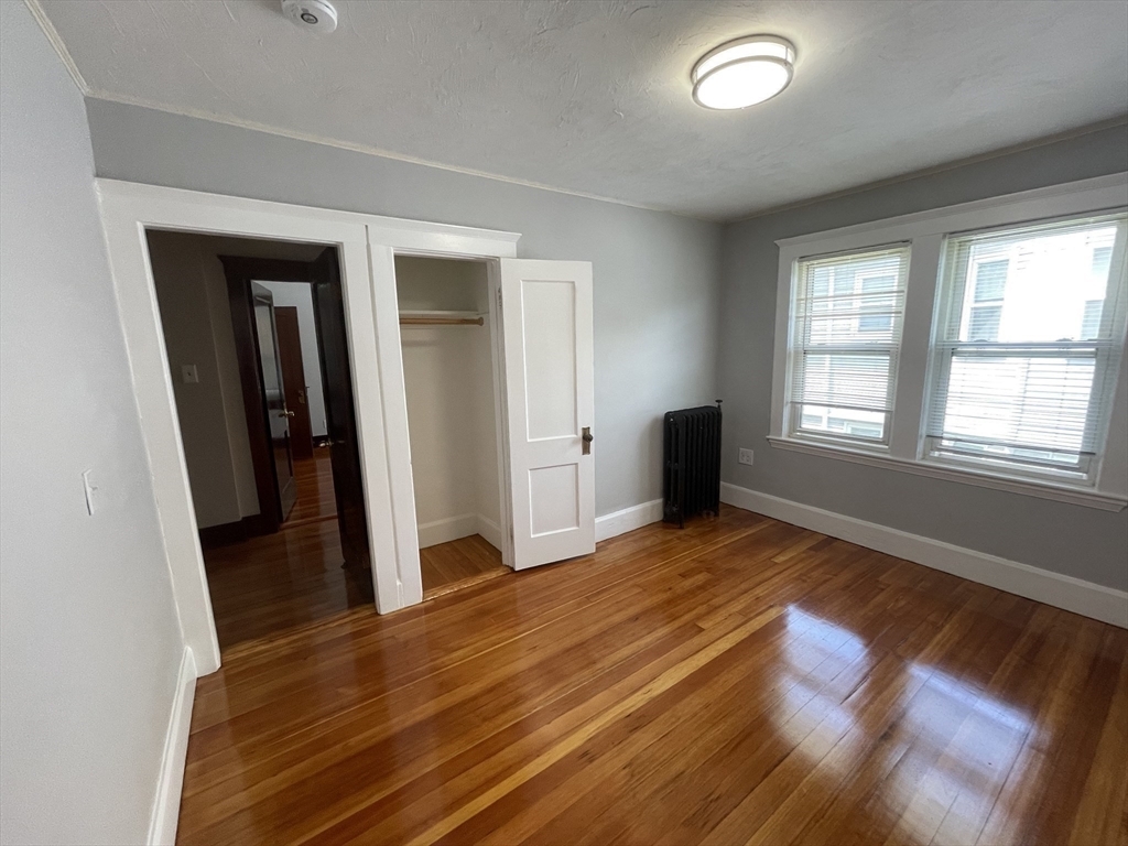 Building Photo - 72 Nonantum St