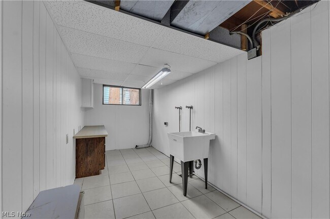 Building Photo - 13575 Starlite Dr