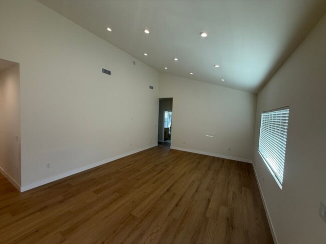 Building Photo - New Construction 3 Bedroom ADU for Rent in North Hollywood!