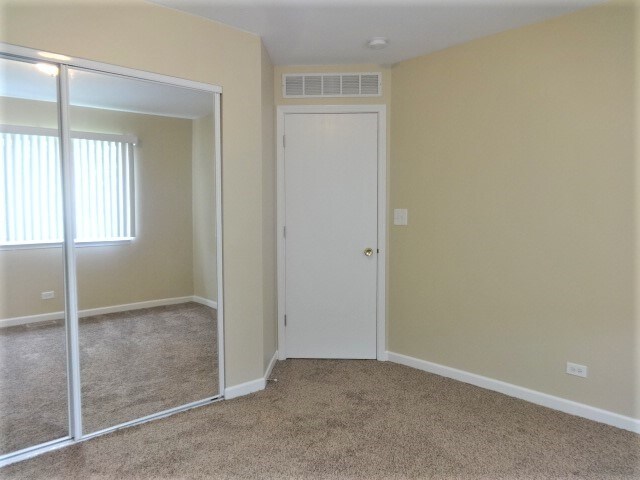 Building Photo - 5220 W Mulberry Ln