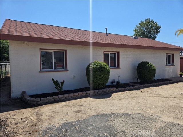 Building Photo - 7003 Conejo Dr