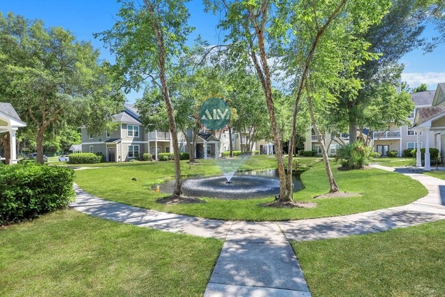 Building Photo - Welcome to 1117 Westbury – Modern Living w...
