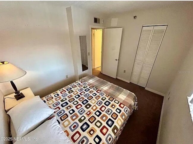 Building Photo - 1162 Carmel Cir