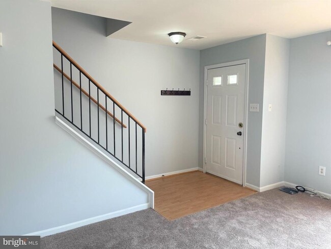 Building Photo - 1513 Danewood Ct