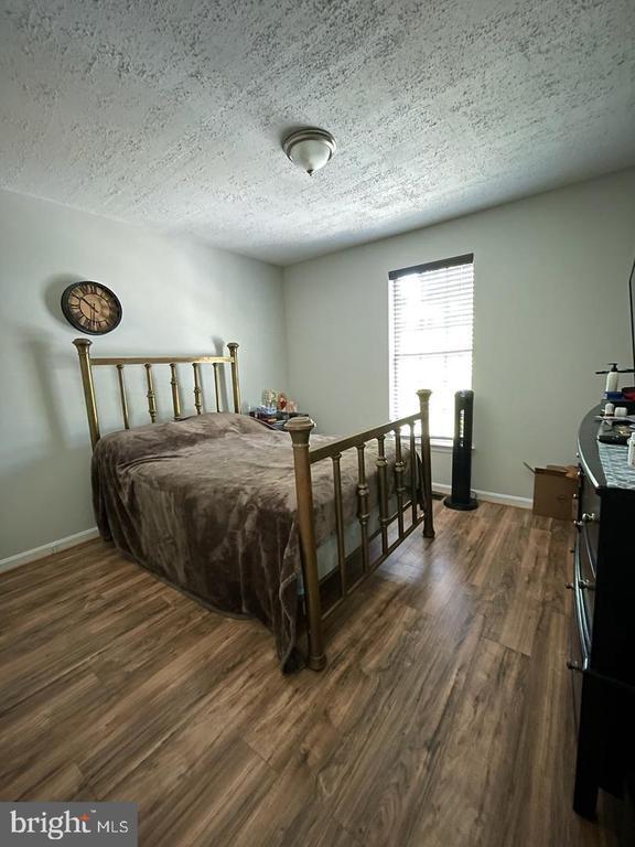 Building Photo - 2535 Little Vista Terrace