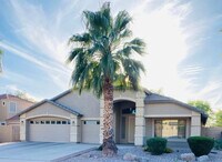 Building Photo - 4240 S Kerby Way