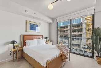 Building Photo - 11 NE 6th St