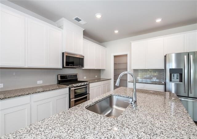 Building Photo - 12516 Stoneybrook Station Pkwy