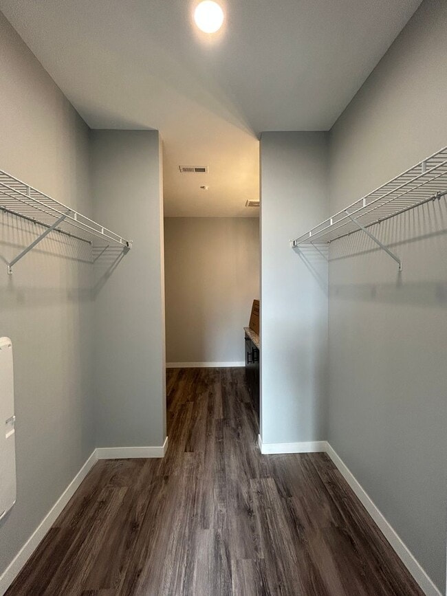 Building Photo - Mile High Investments (2724 Silver St.)