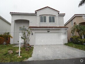 Building Photo - 1845 Vista Way