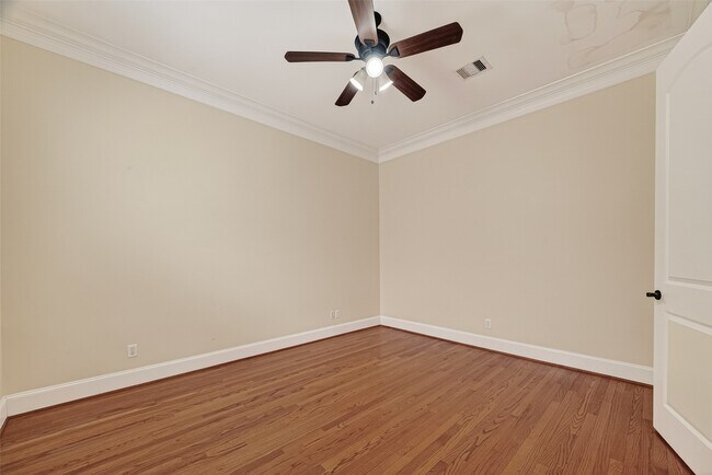 Building Photo - 5319 Fayette St