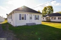 Building Photo - 1430 Mt Hermon Rd