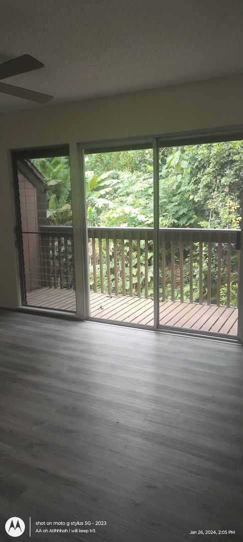 Building Photo - Beautiful 4 bed/ 2 bath/ 2 parking In Kaneohe